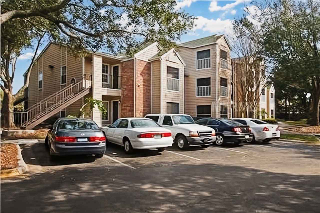 2/2 Condo in Park Central, Millenia Area, Orlando