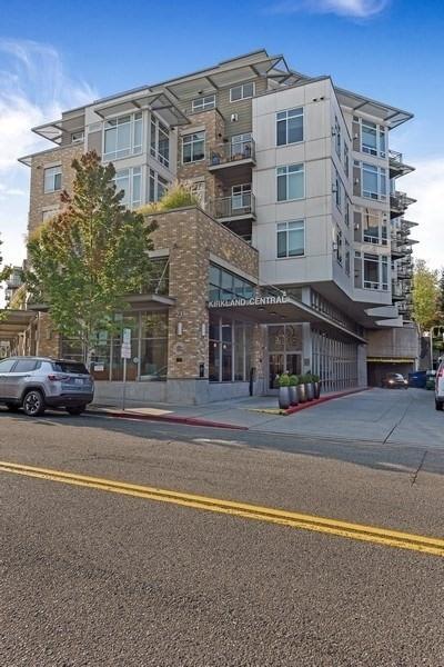 211 Kirkland Ave #417