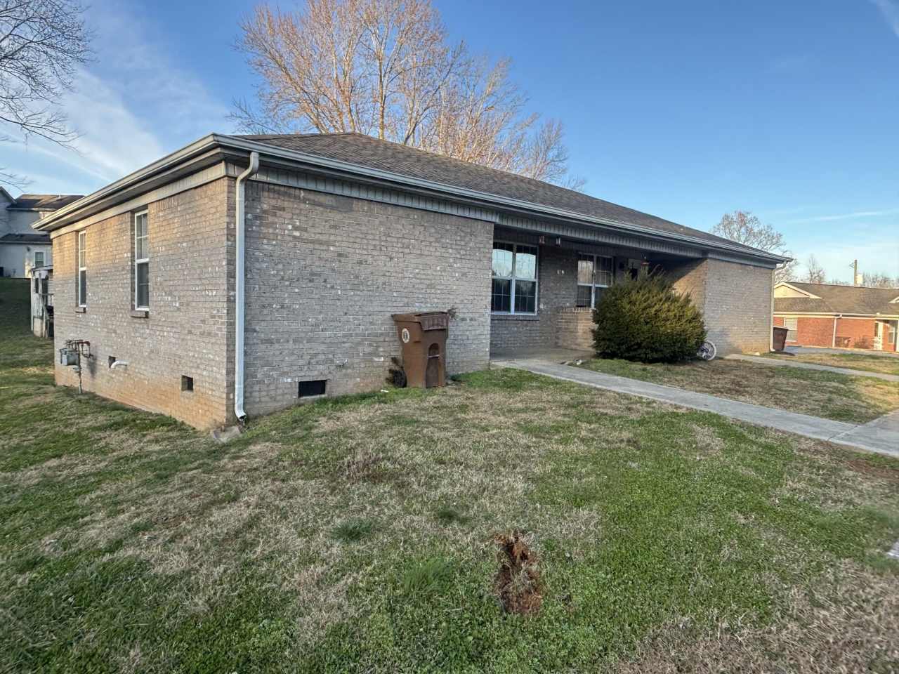 129 Lookout Street - B