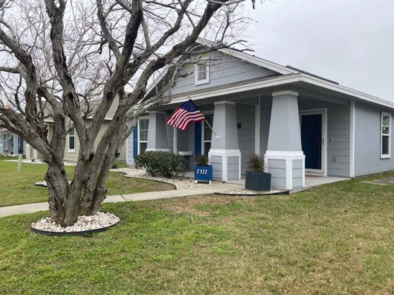 WELCOME TO YOUR CHARMING HOME AT THE COTTAGES AT SOUTHLAKE