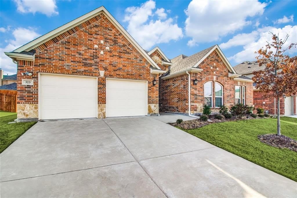 323 Westphalian Drive