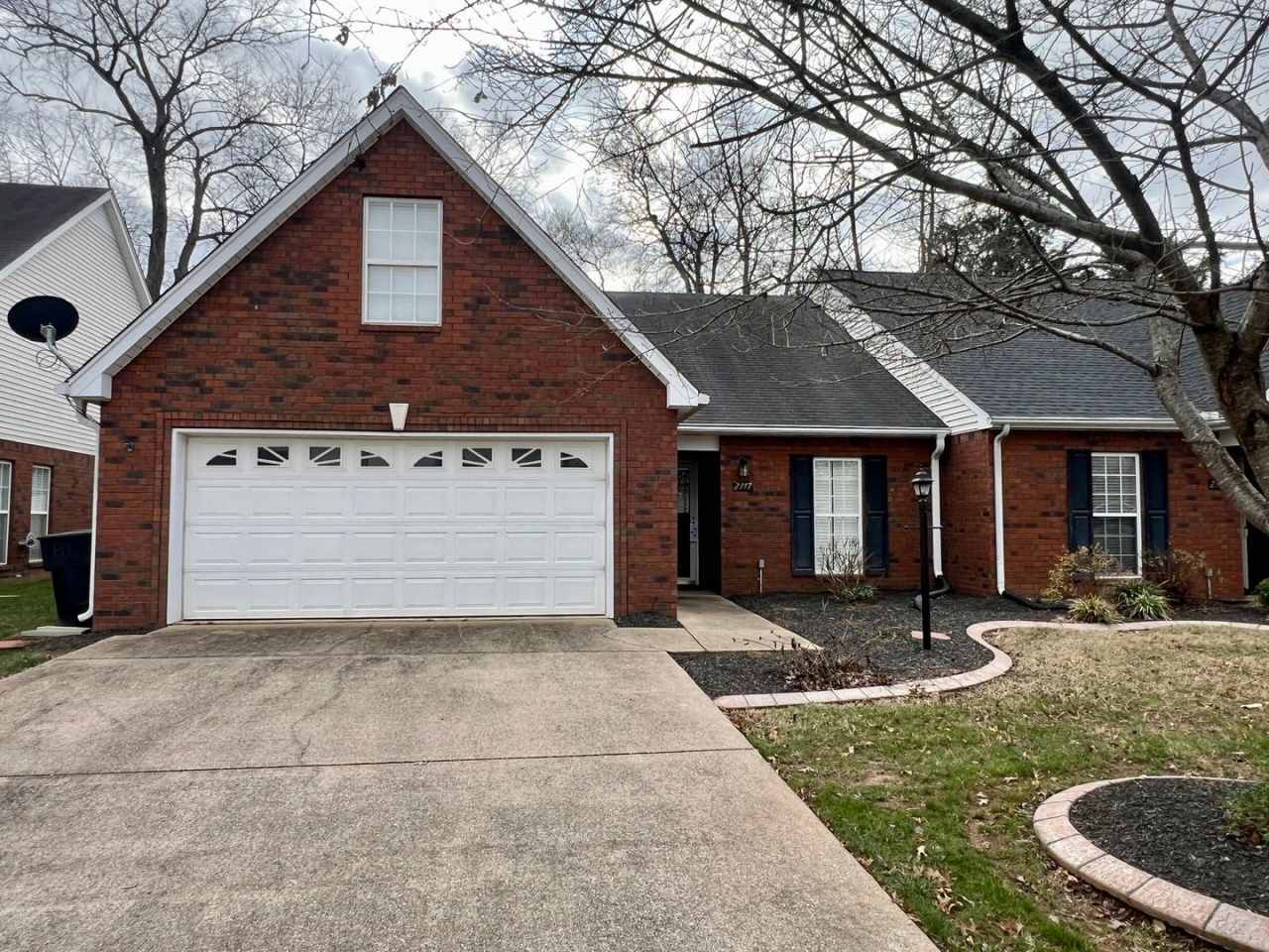All Brick 3 Bed/2 Bath + 2 Car Garage  Enclosed Back porch