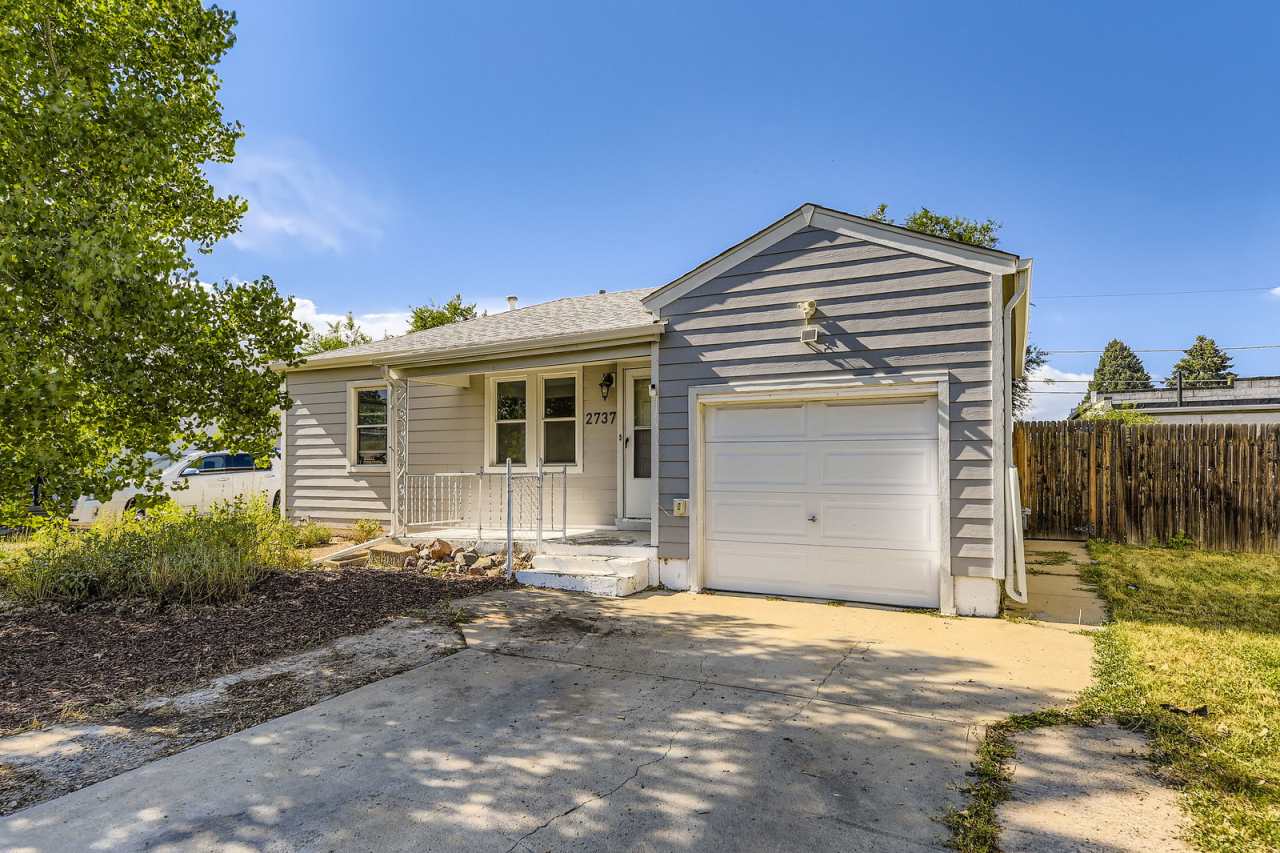 2737 West Bayaud Avenue