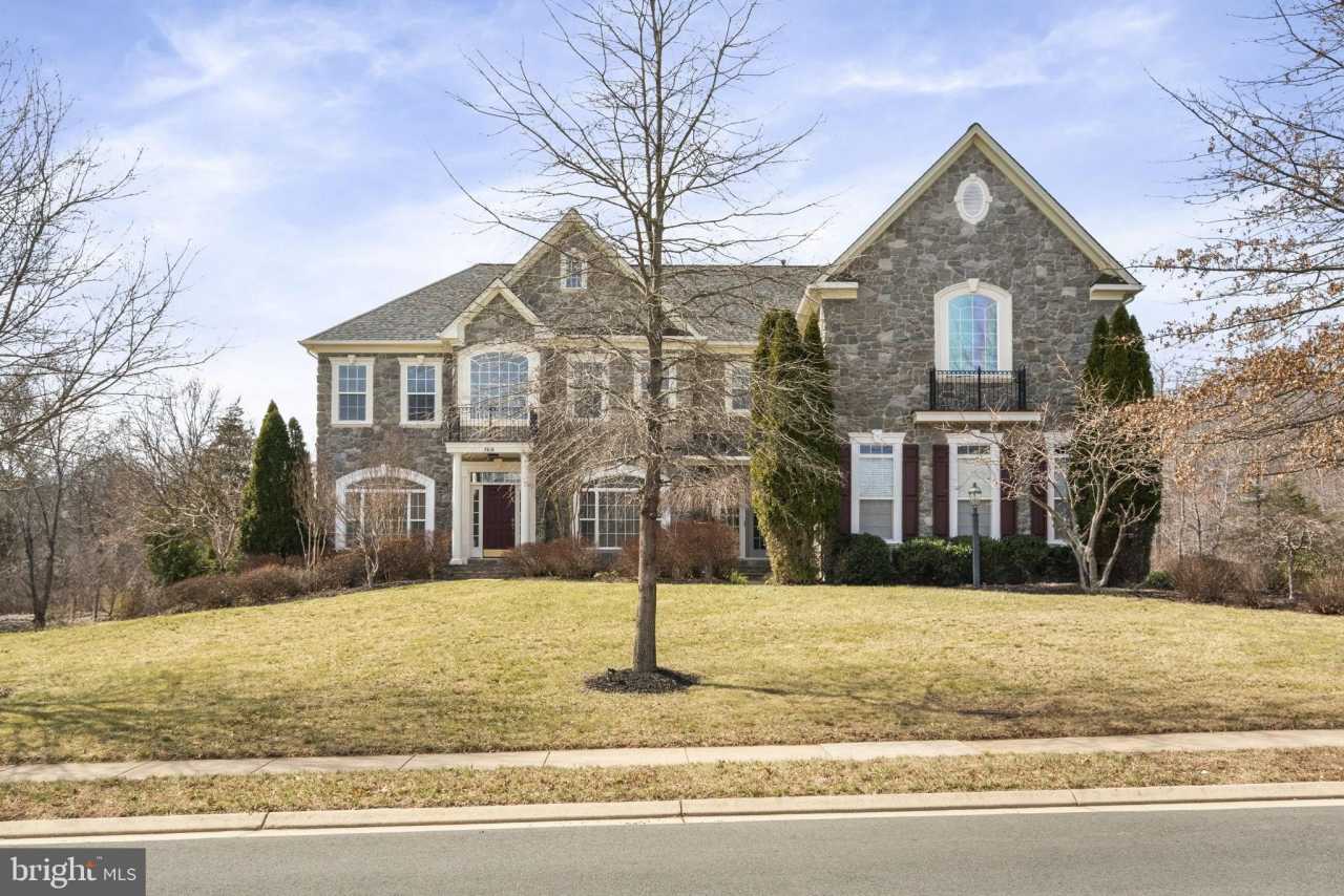 7616 GREAT DOVER STREET