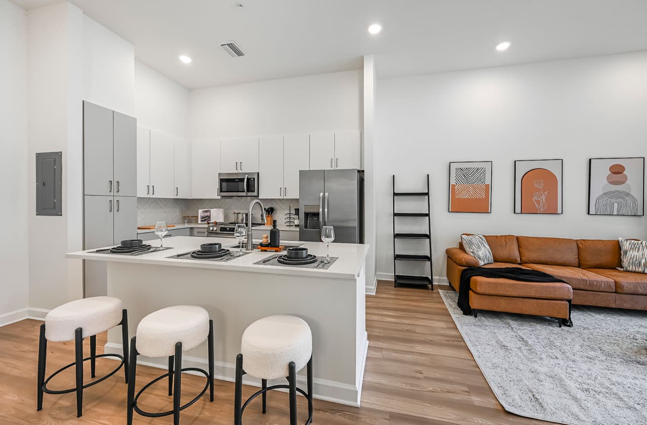 Apollo Apartments