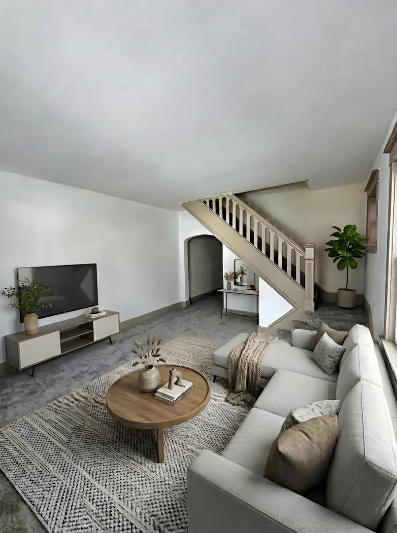 Large 3 Bedroom Home in Harrisburg