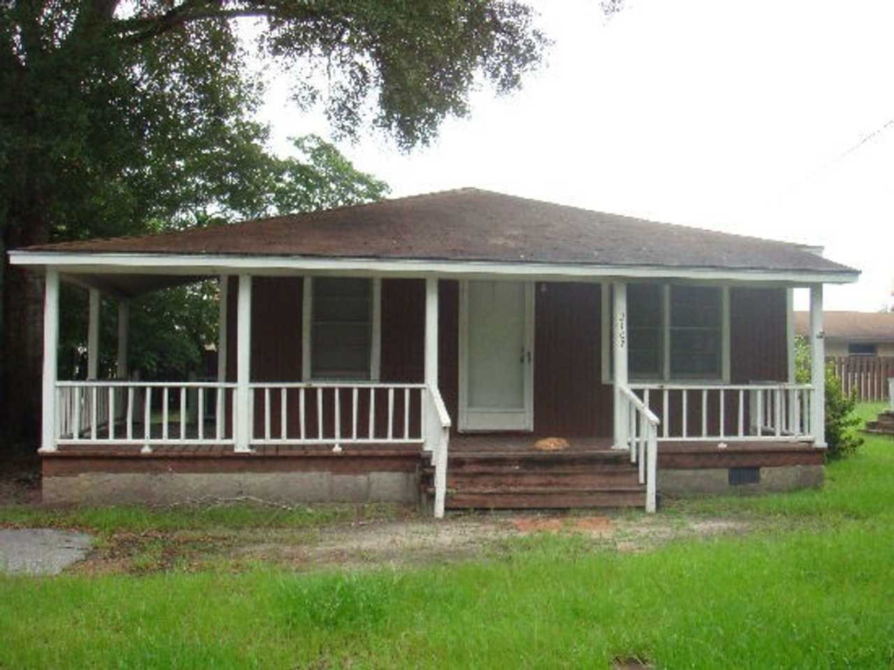 THREE BEDROOM, ONE BATH