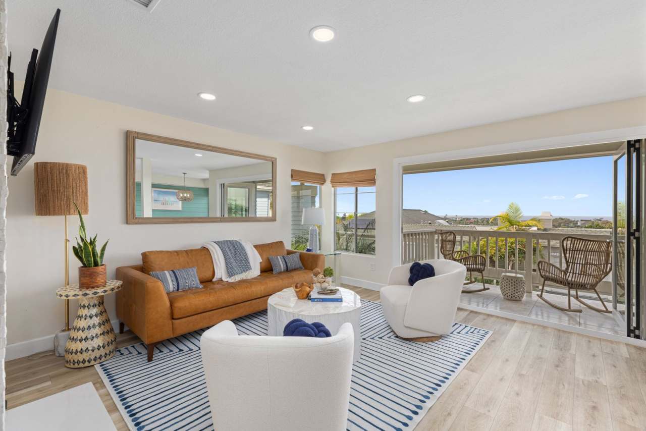 Ocean View Leucadia Townhome | Walk to Beach, Dining  More