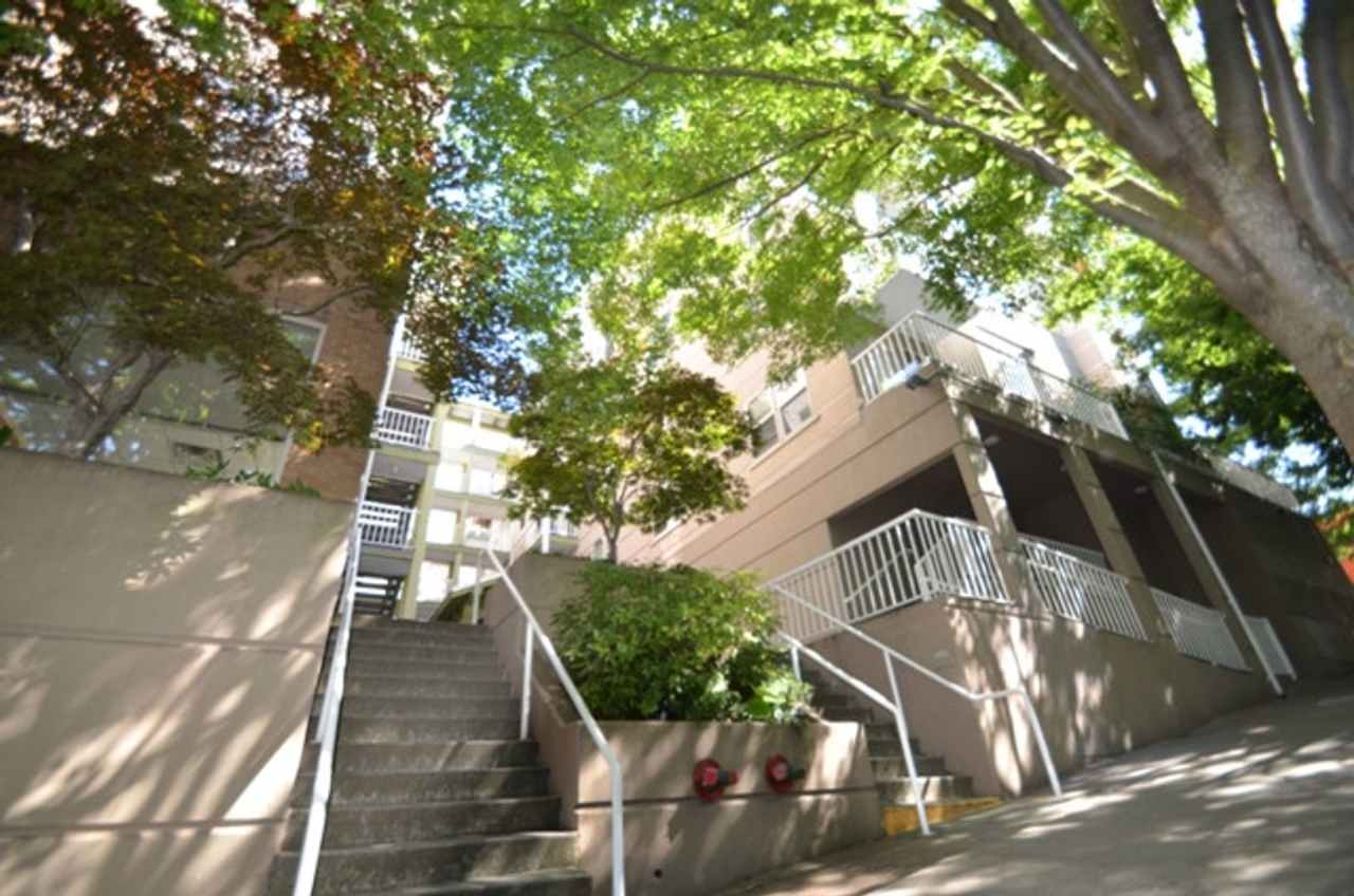 Ambassador II - 1BR Condo - Great Location in Capitol Hill!