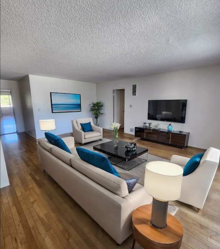 400 N Serrano Ave - 104