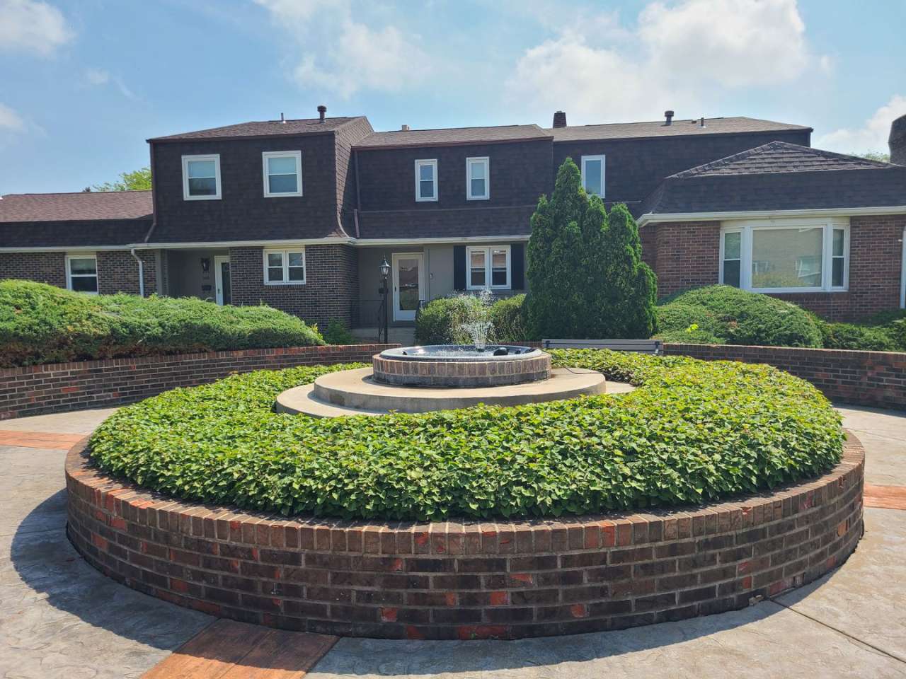 Charming Two Bedroom Condo in Saint Joseph