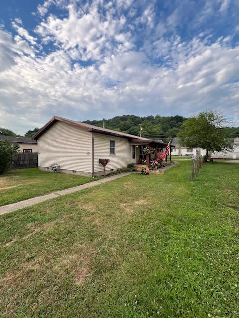 626 Poplar Street - A