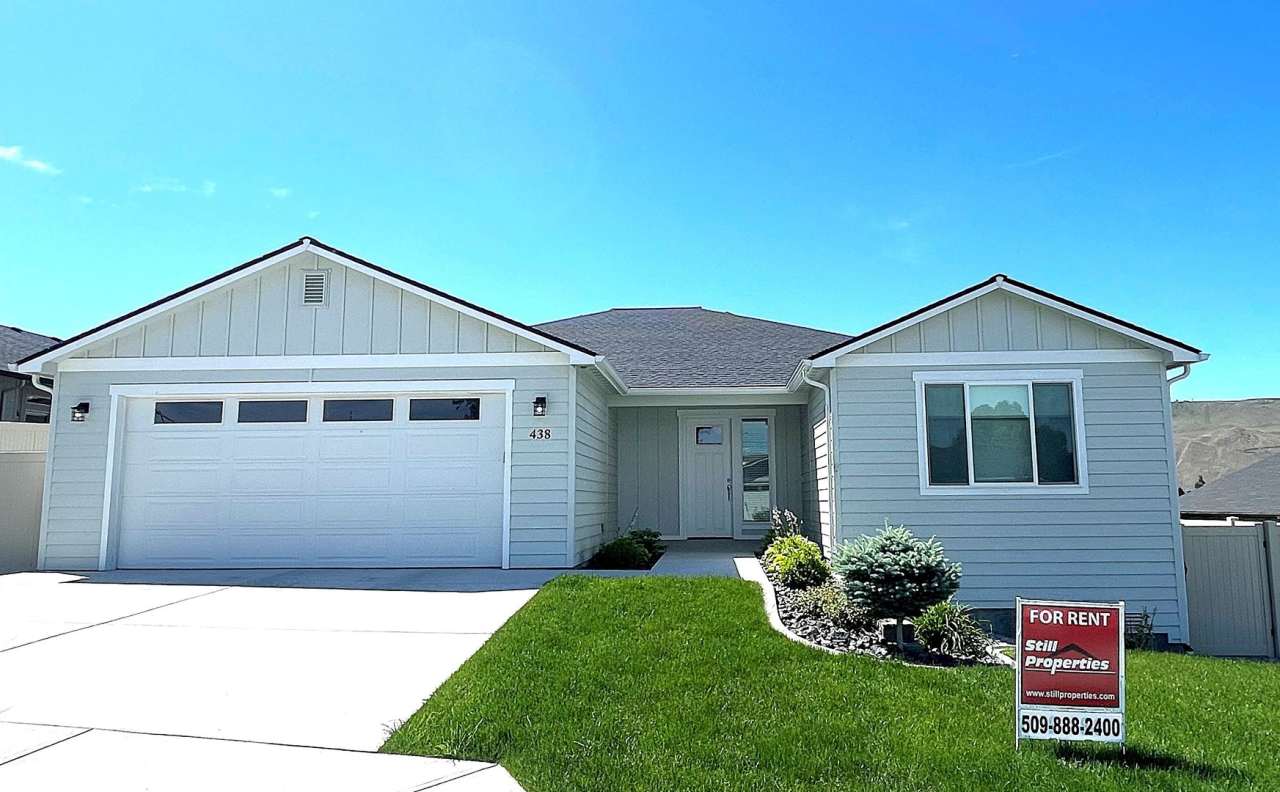 Now renting 3 bedroom 2 bathroom House