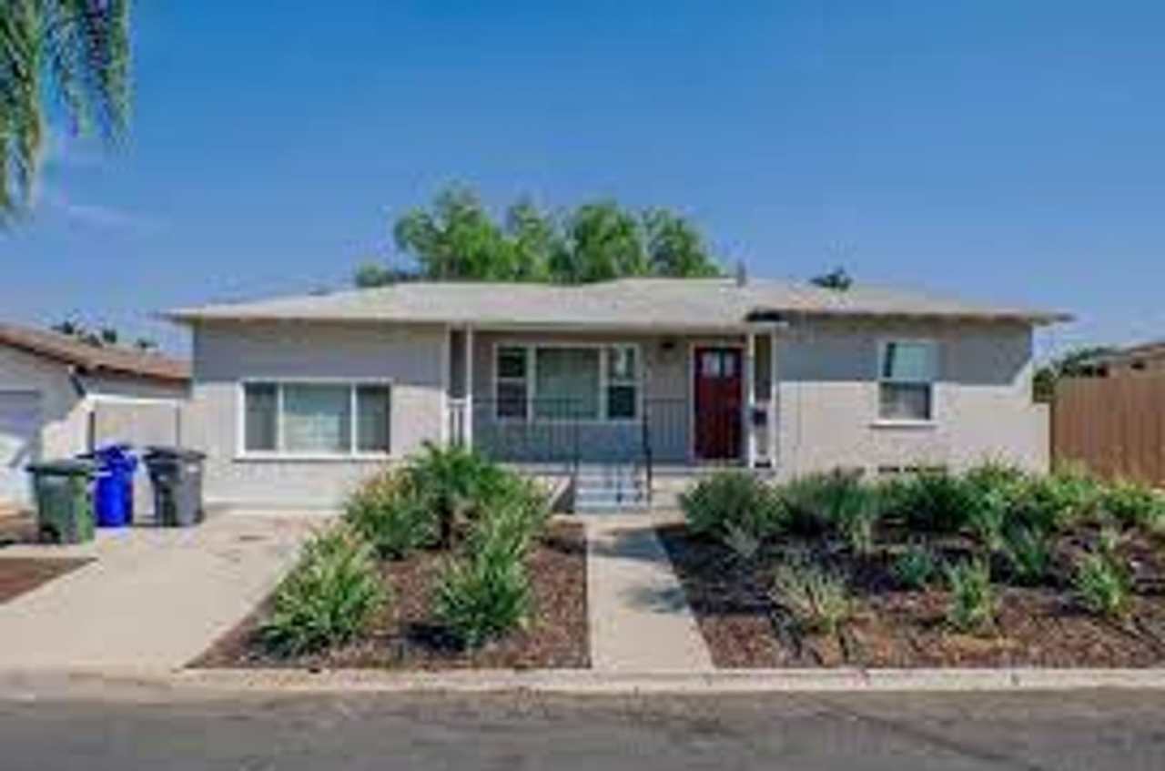 $3,300 - 3 Bed / 1 Bath Home in La Mesa