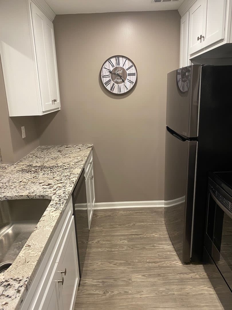 2 bedroom close to Five Points!