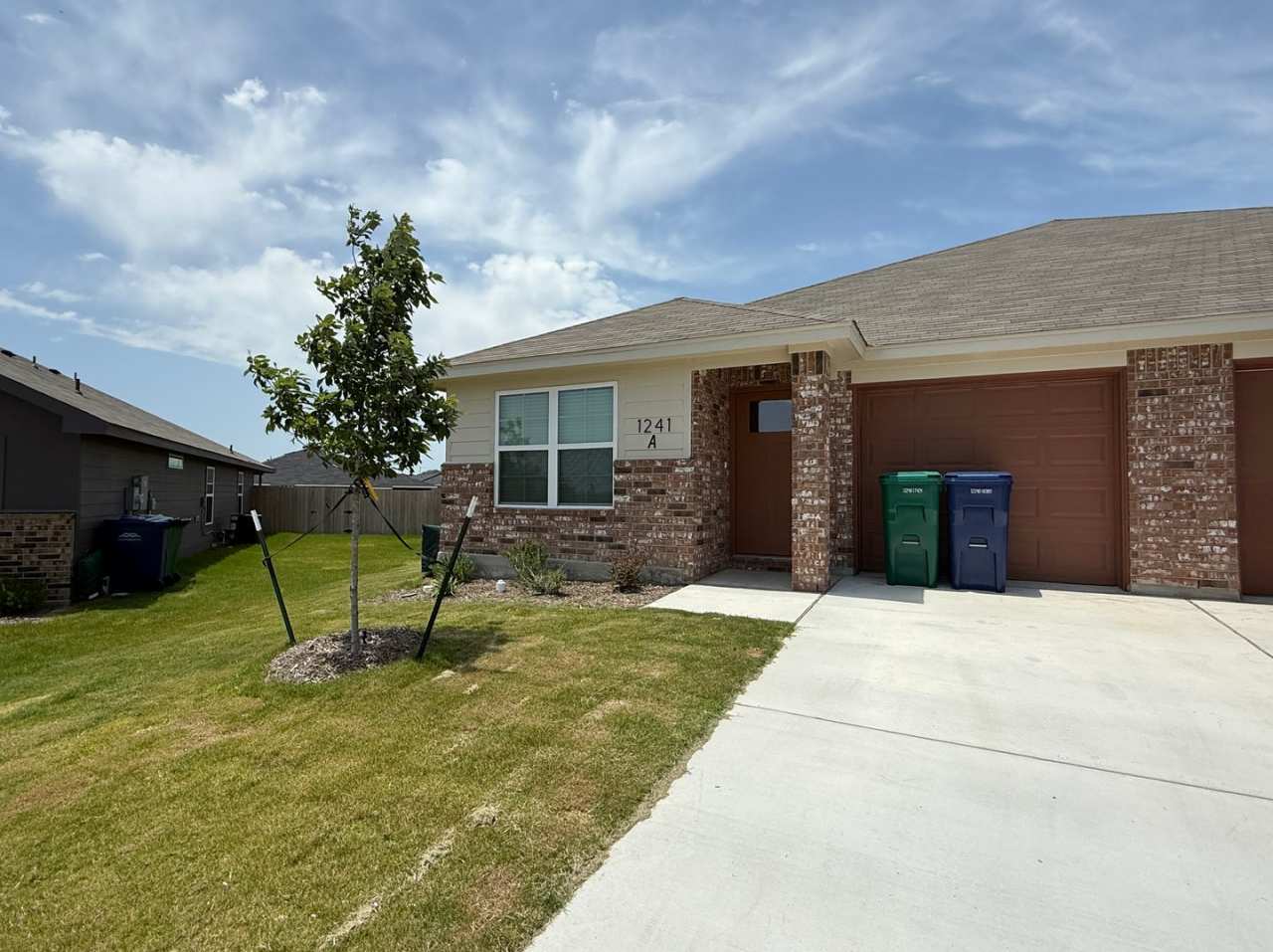 1241 Lexington (A/B)