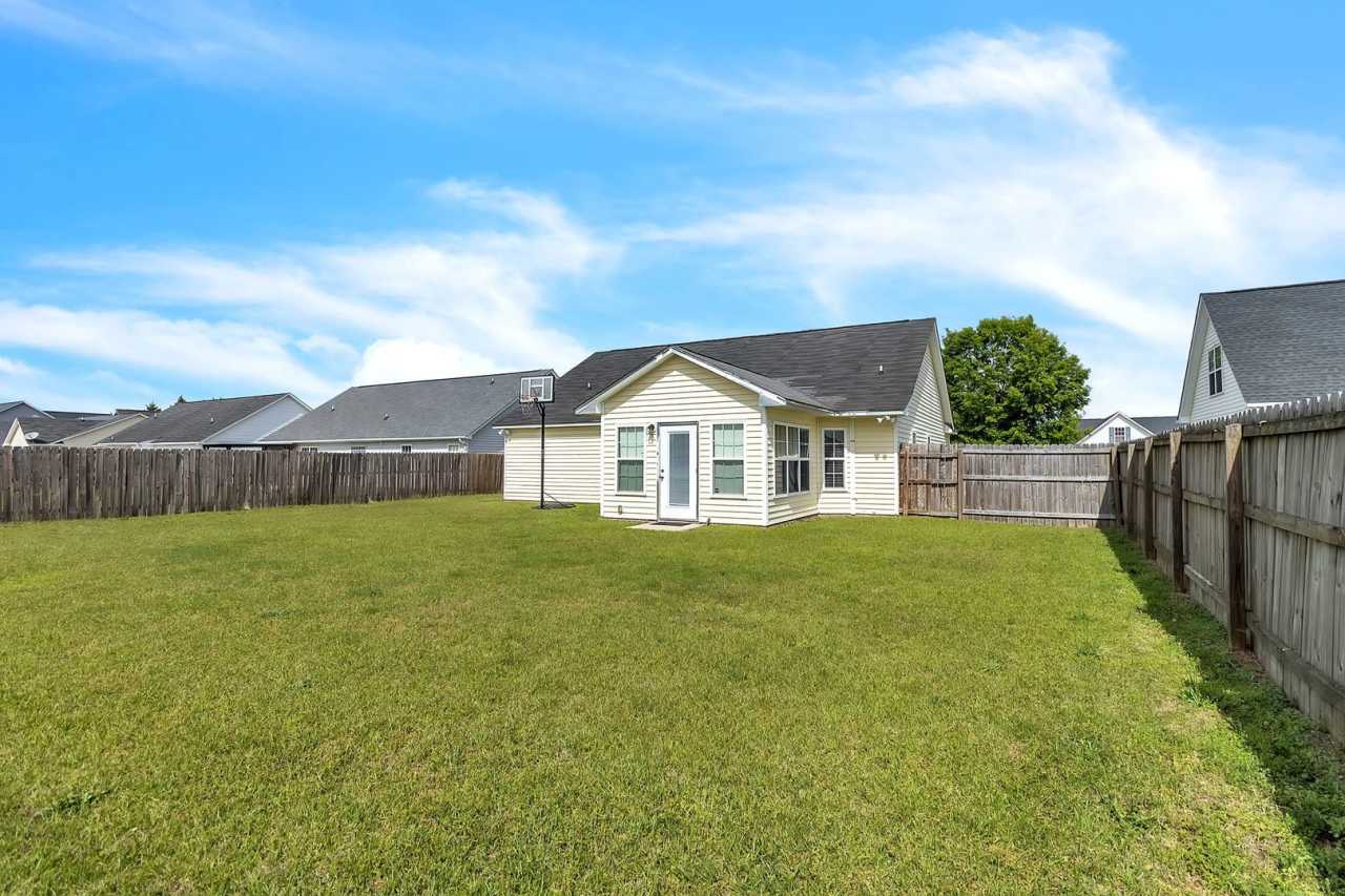 Follow the Yellow brick Road to 4906