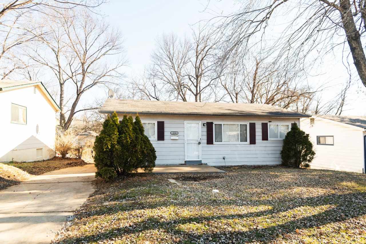 Comfortable 3 Bedroom 1 Bathroom Home