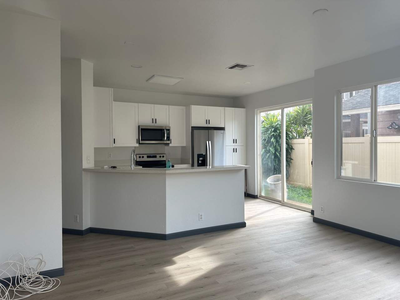 Renovated 3 bedroom 2.5 bath home in Ewa Gentry