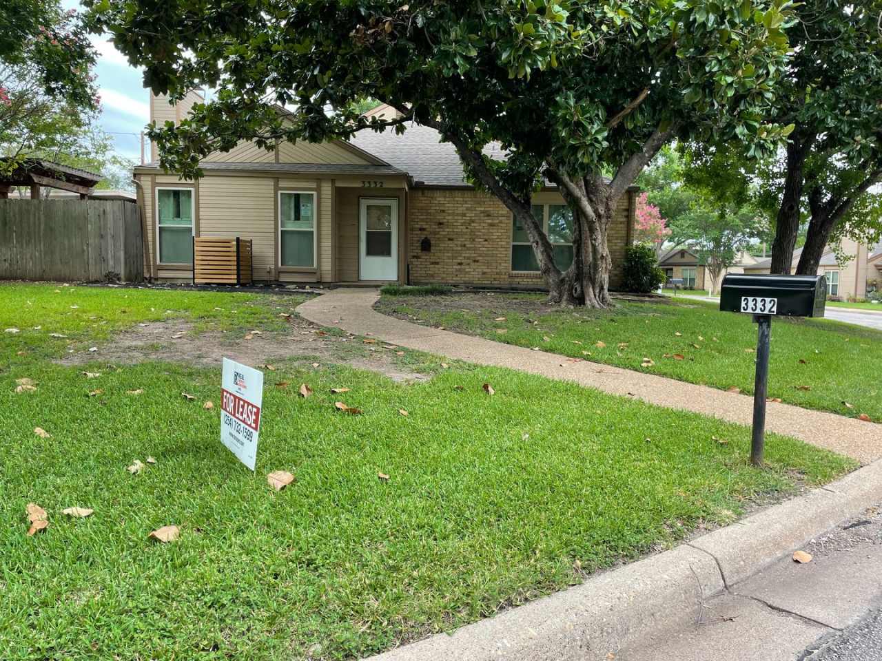 Available Now! Charming 2-Bedroom, 2-bath Landon Branch Townhome with Private Courtyard and Prime Location