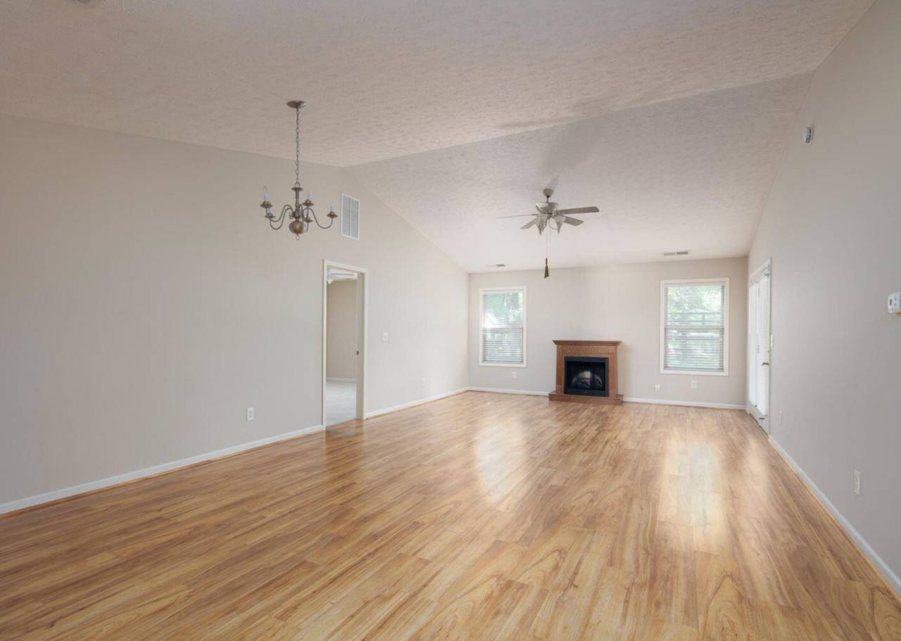 Beautiful 3 bedroom home in Beaumont!