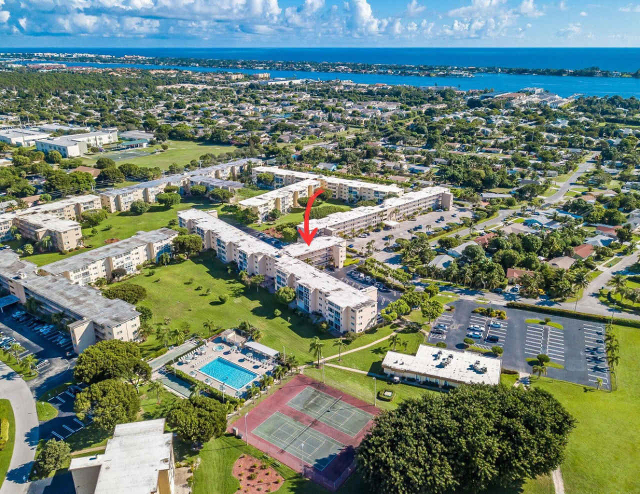 2515 Northeast 2nd Court