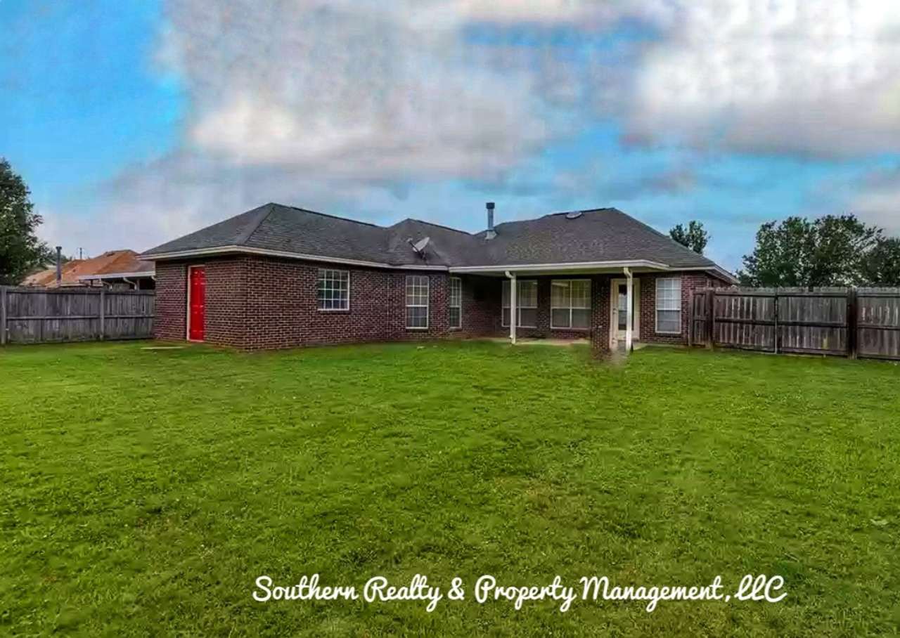 Fine Silver Living in Silver Pointe