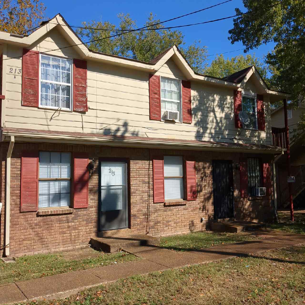 213 East Webster Street - B