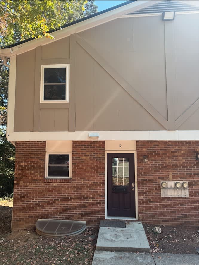 205 Sunrise Lane - 1Apt K