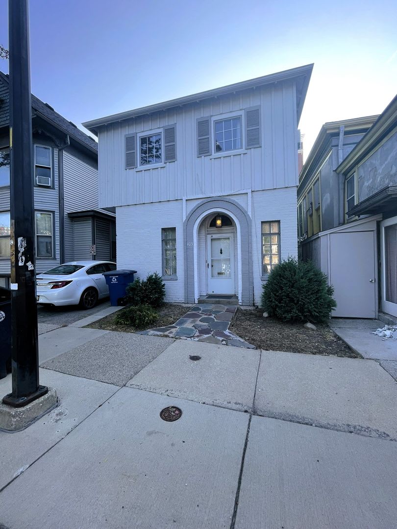 403 S. Division St. | JOIN THE WAITLIST TODAY!