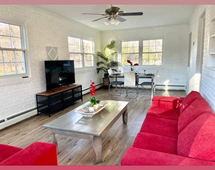 7001 Coolridge Drive