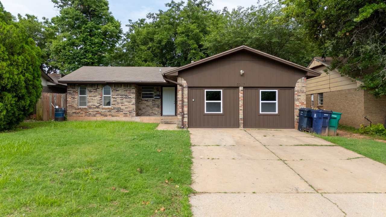 Cute 5 Bedroom House!