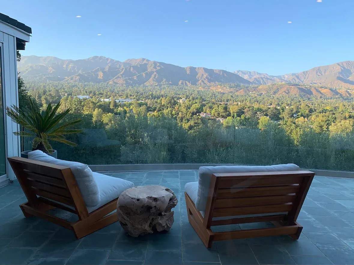 4220 Mesa Vista Drive