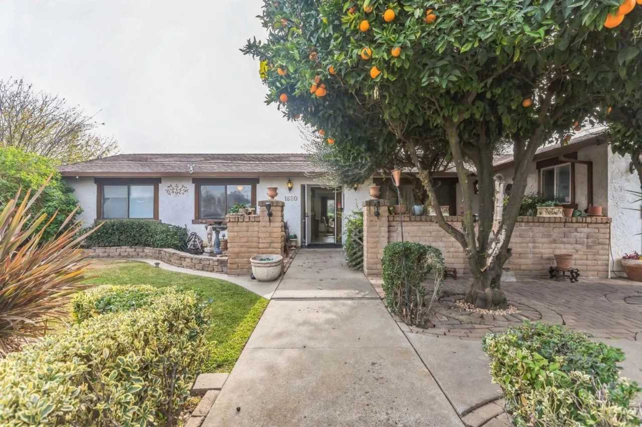 Move in special $500.00 off first month's rent