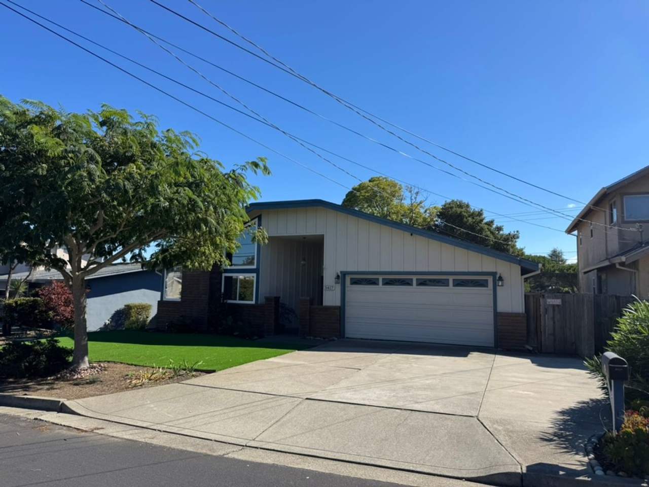 Beautifully Updated 3-Bedroom Home – First Time on the Rental Market!