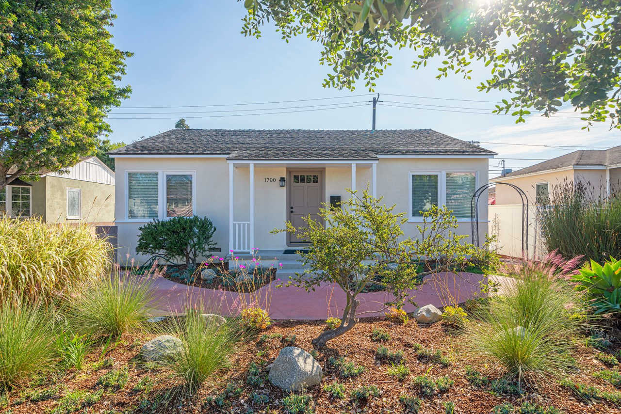 Charming Manhattan Beach Home Rental!