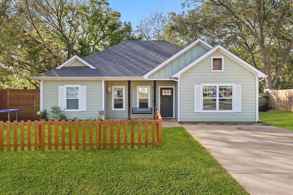 1185 E Jefferson Street