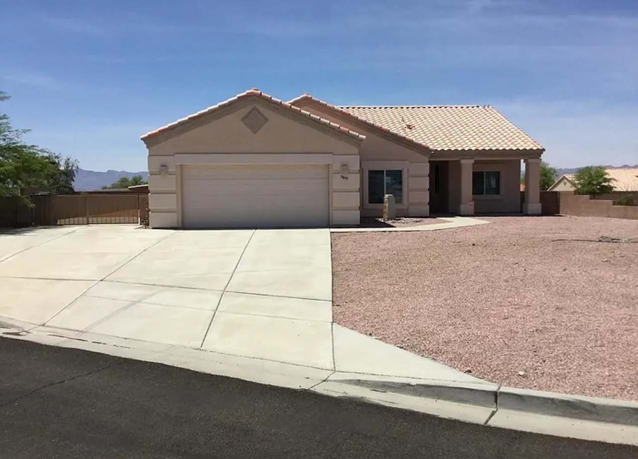 Spacious 2-Bedroom + Den Home with Modern Upgrades in Fox Creek Sanctuary (55+ Community)