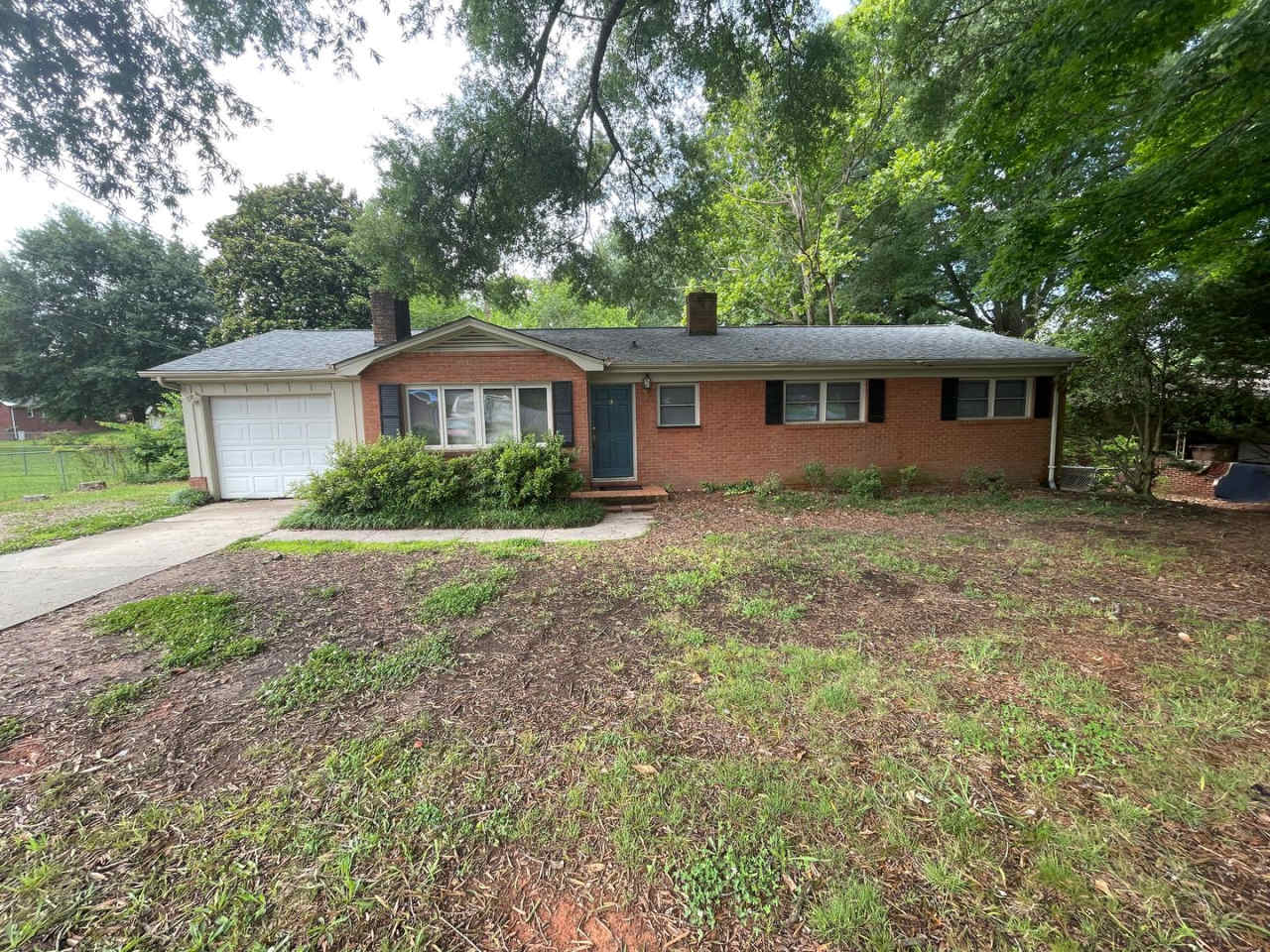 Large 3 bedroom 1.5 bath house available!