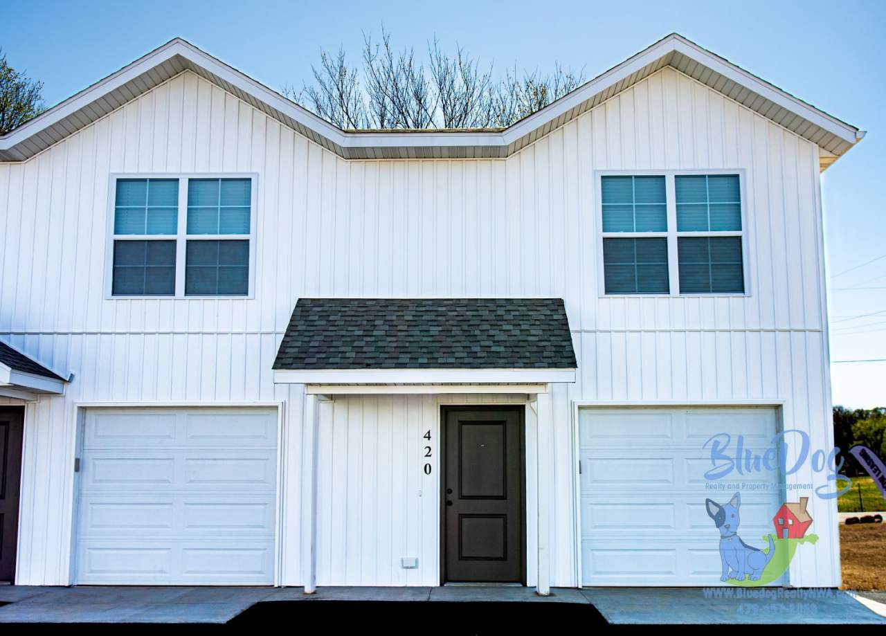 New 3 Bed 2.5 Bath with garage Townhome!!