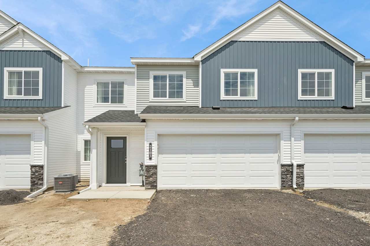 New construction interior-unit townhome in Zimmerman!