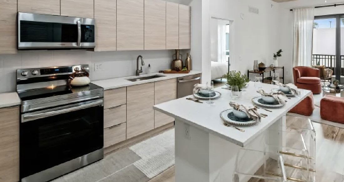 6703 Southwest 25th Street