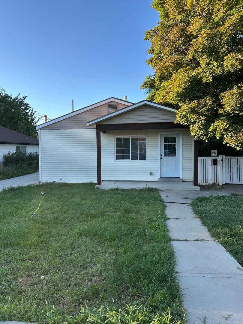 GORGEOUS Duplex in South Salt Lake!!!