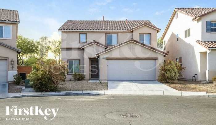 8313 Vickers Canyon Street