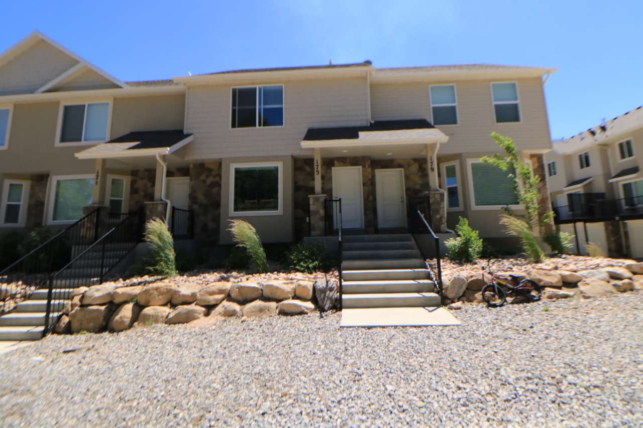 3 Bed 2.5 Bath Townhome in Santaquin