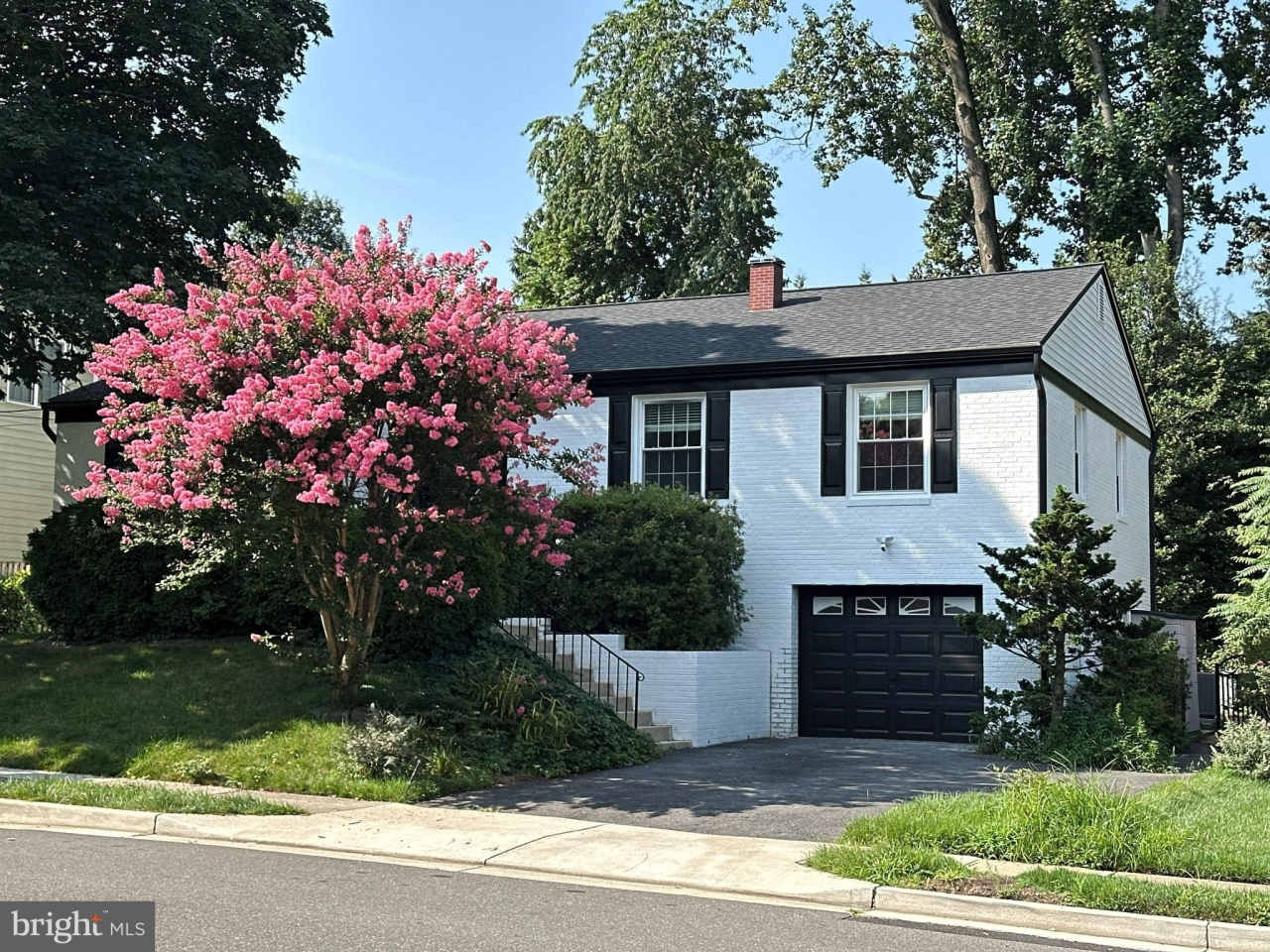 3858 N TAZEWELL Street