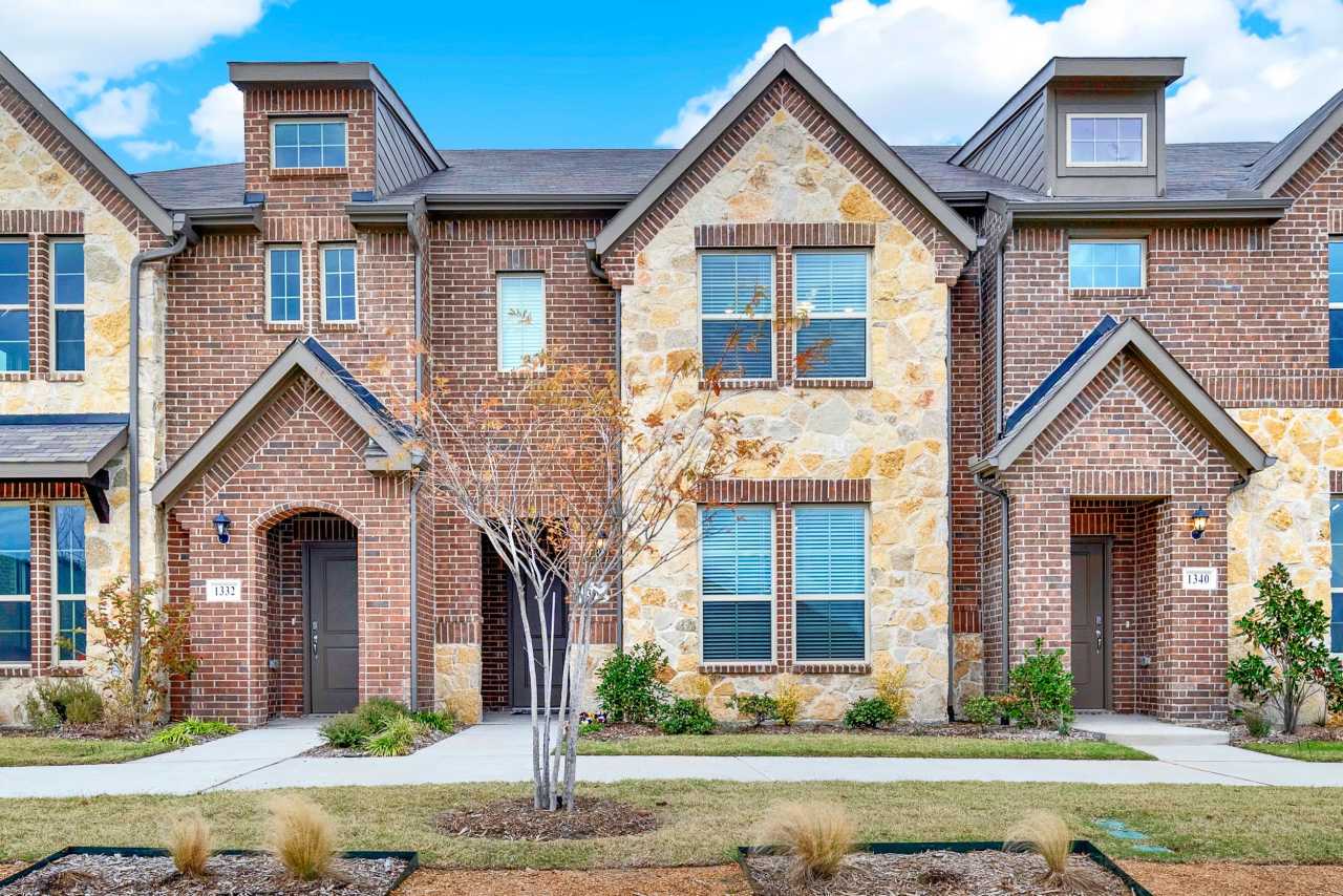 1943 Hellams Lane - 1