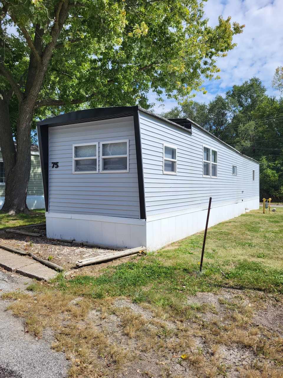 1040 Avenue Of The Cities - 75