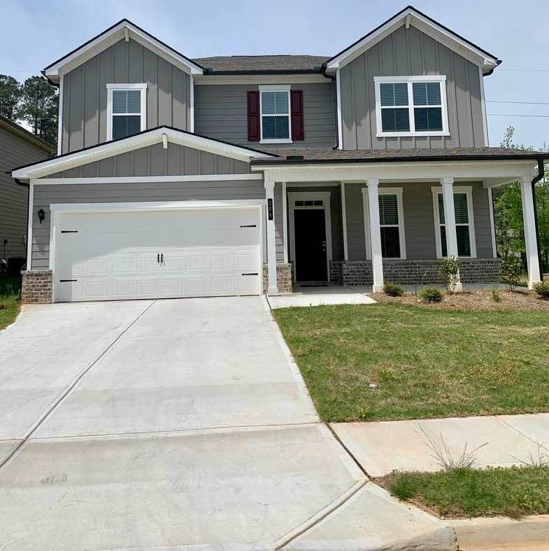 **ASK HOW YOU CAN MOVE IN WITH NO SEC. DEP** 600 Cunninghame Ct: 5BD, 4BA, Newer Build (2022) with Bedroom  Bathroom on Main For Rent in Desirable Peachtree City! AVAILABLE MAR. 2026!