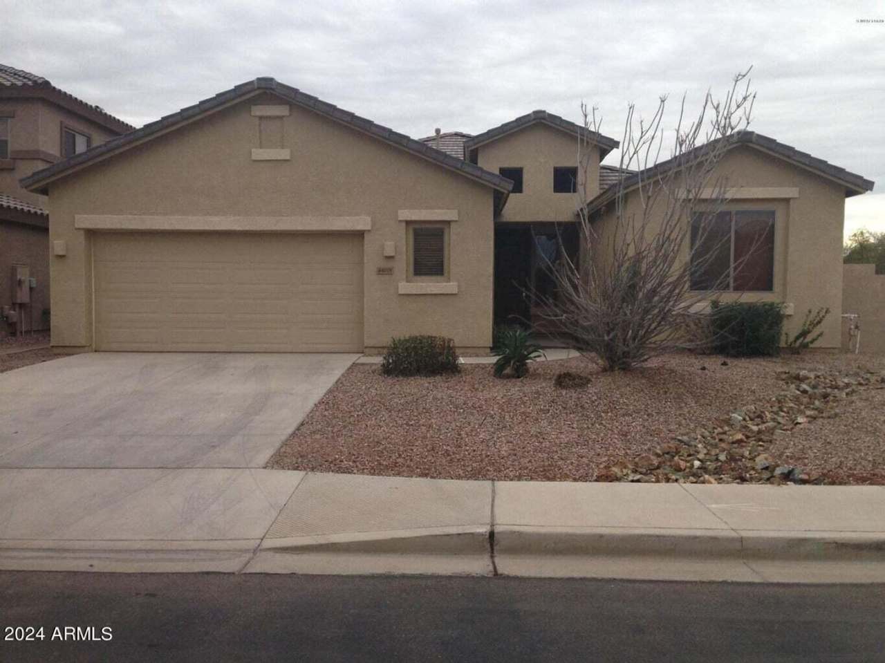 Large 3 Bed, All Appliances, Ready for Move In!